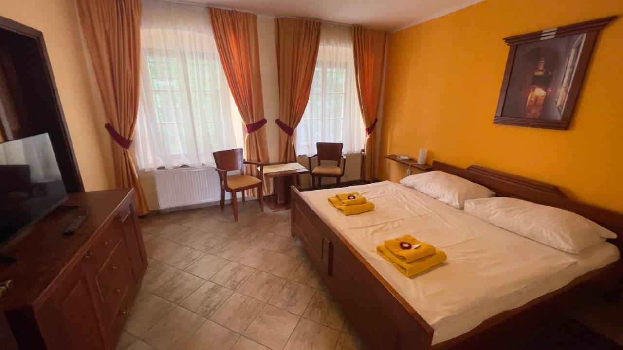 Pension Pod Radnici Cesky Krumlov Exterior photo